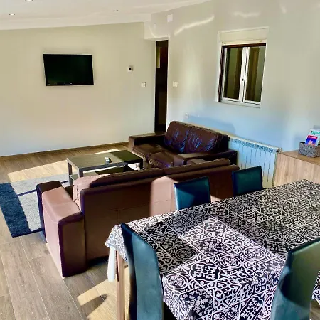 Medina Del Campo Entrepinares بيت للعطل *