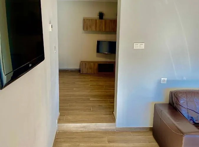 Дом отдыха Medina Del Campo Entrepinares Эль-Кампильо