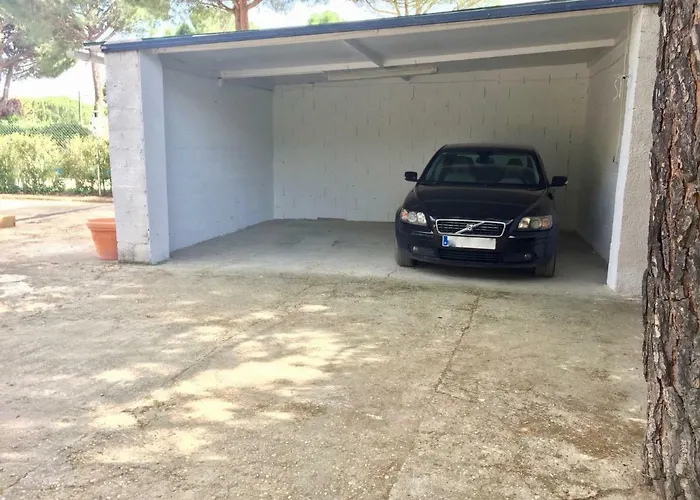 Дом отдыха Medina Del Campo Entrepinares